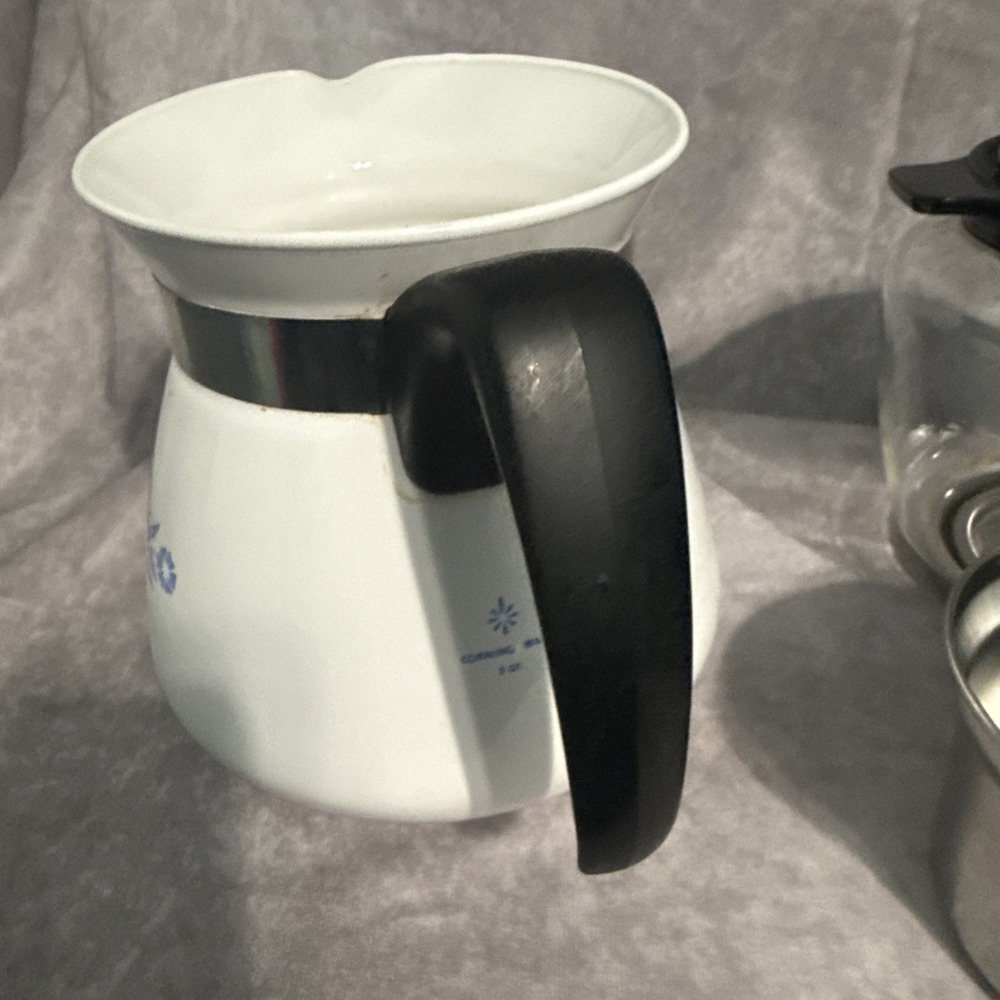 Vintage Corning Ware Blue Cornflower Drip Large P-118  8-Cup 2 QT Coffee Maker - Picture 14 of 16